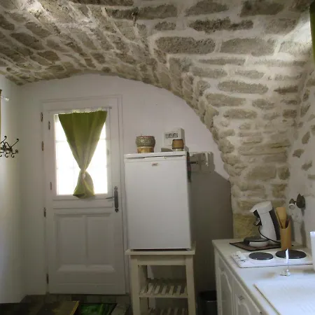 Location Studio Meuble 19M² Proche De La Mer Aubais Exterior photo