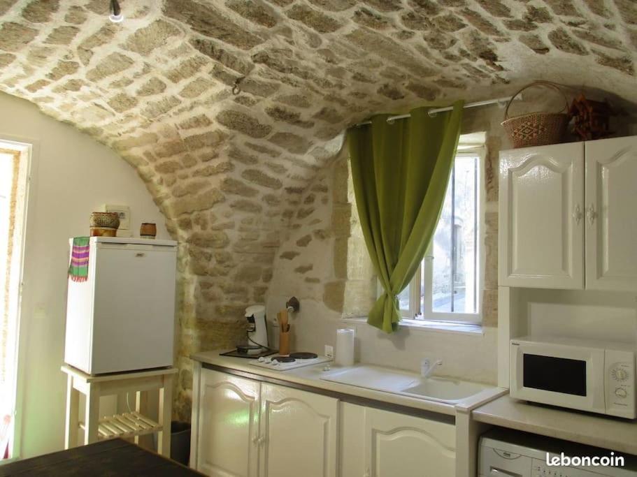 Apartment Location Meuble 19m² Proche De La *